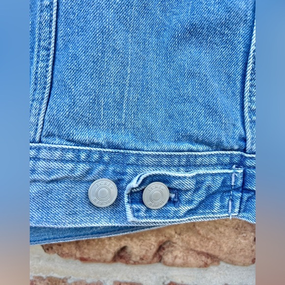 J. Crew New Classic Denim Jacket in Bianca Wash - Picture 10 of 13